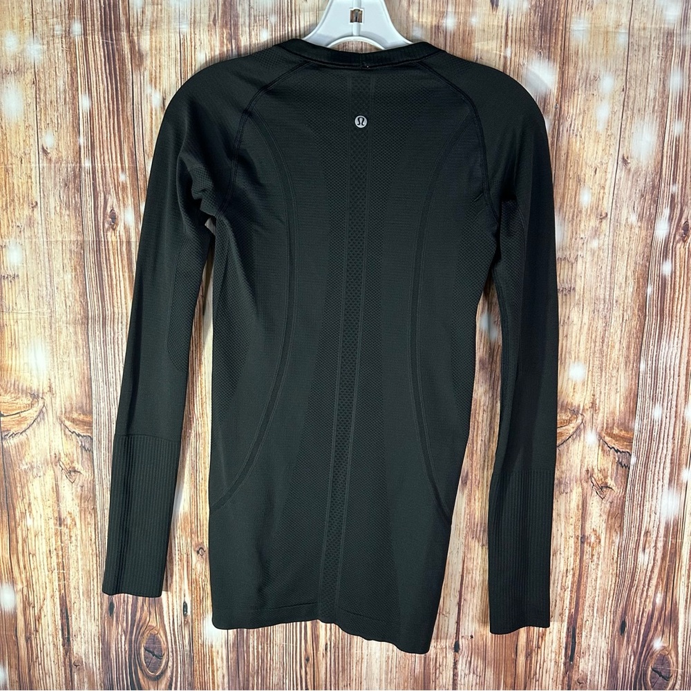 Lululemon Athletica Swiftly Tech Long Sleeve Crew Size 4 Black - Picture 16 of 16